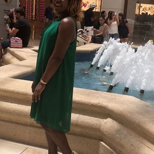 Meet your Posher, Maurine